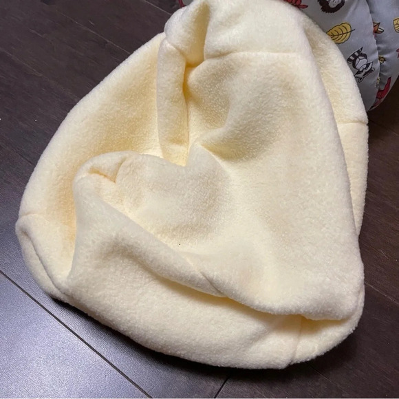 Hedgehog or Small Animal Fleece House 8x8 inch cube - Picture 4 of 5